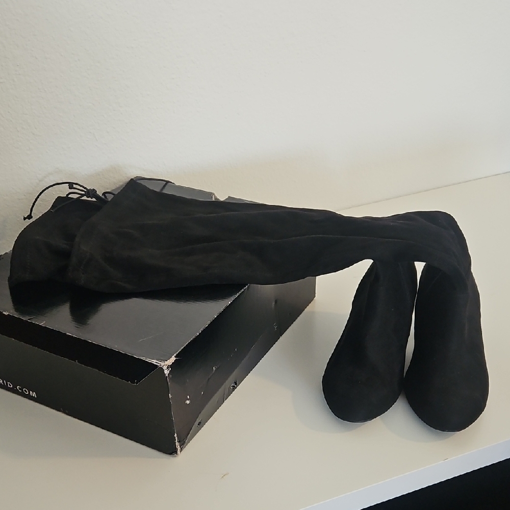 NWT Torrid Black Faux Suede Over-the-Knee Boots